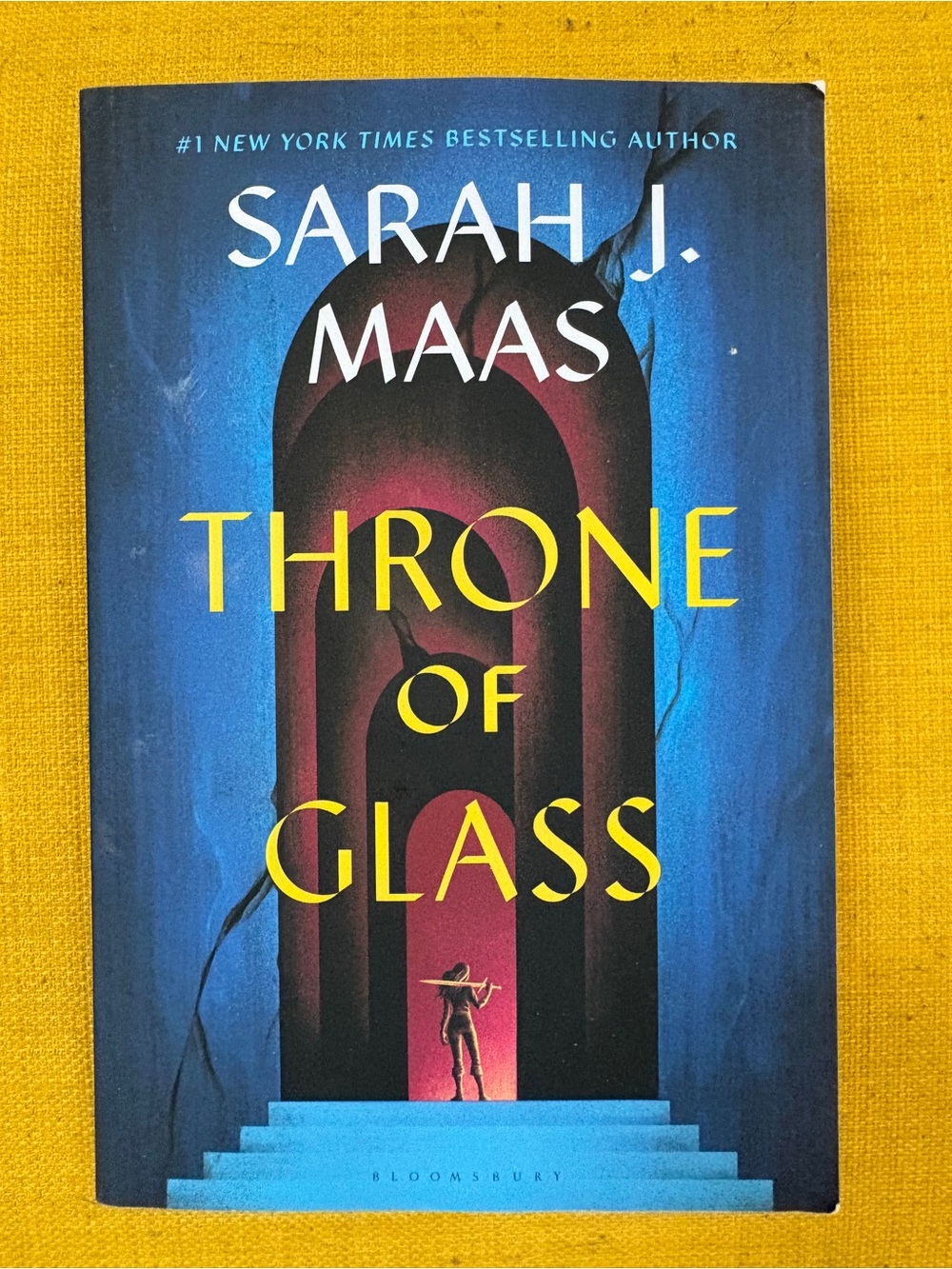 Sarah J. Maas "Throne of Glass" Paperback - NWOT